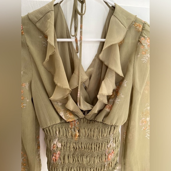 Free People Women’s Smocked So Nice Blouse, Size XS NWOT - Picture 3 of 9